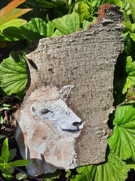 0020 Baumrinde mit Schaf (Ölfarbe) 18x20 cm