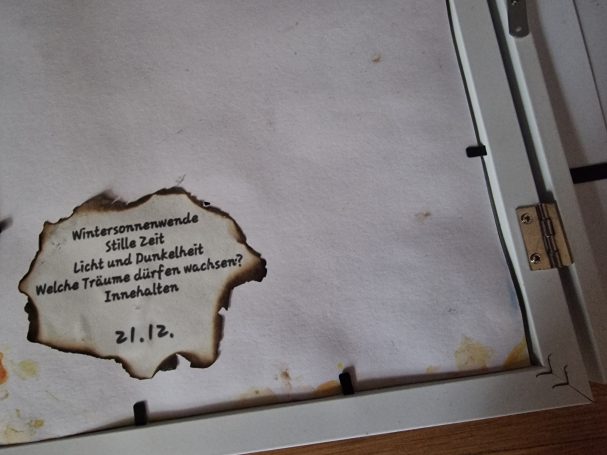 Elfchen mit Impulsen für den Monat auf der Rückseite