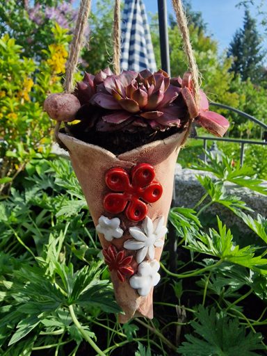 0253 Hängetopf für Sukkulenten 0253 Hängetopf für Sukkulenten ca. 15 cm